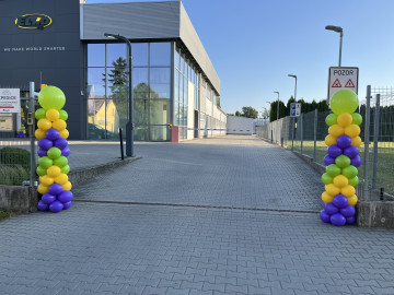 Dekorace sloup pravidelný