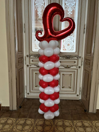 Dekorace sloup pravidelný